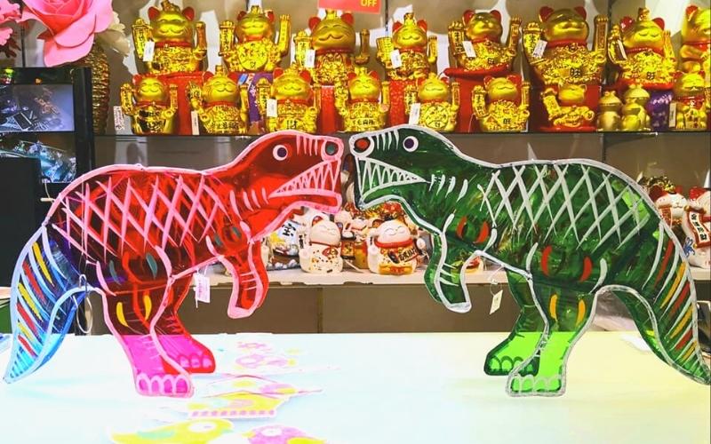 Dinosaur Cellophane Lanterns in Paradise City