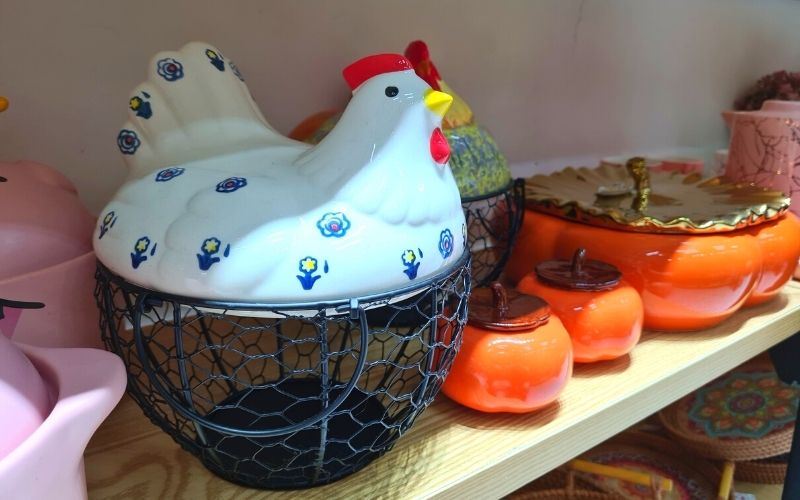 Homeware Egg Basket in Paradise City